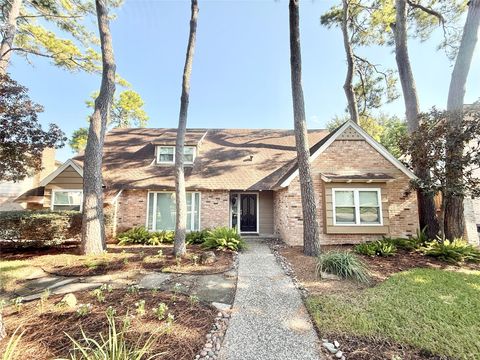 Photo of 14910 Chadbourne Drive, Houston, TX 77079 (MLS # 18053007)