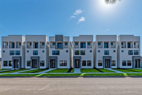 Photo of 15000 S Richmond Avenue #5, Houston, TX 77082 (MLS # 57439547)