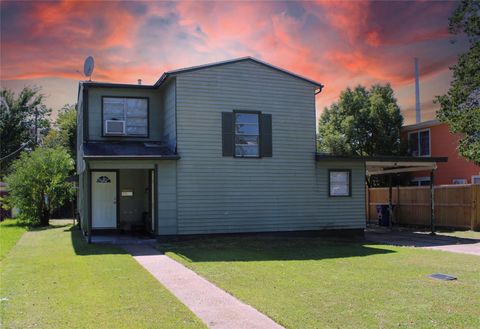 1142 7th Avenue N Texas City TX 77590
