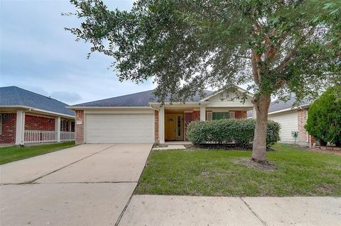 Photo of 19726 Cozy Cabbin Drive, Katy, TX 77449 (MLS # 50770398)