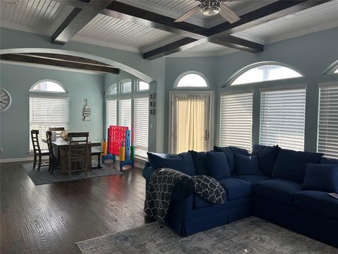 18902 W De Vaca Lane Galveston TX 77554