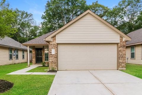 Photo of 2508 N Lina Court, Conroe, TX 77301 (MLS # 34064371)