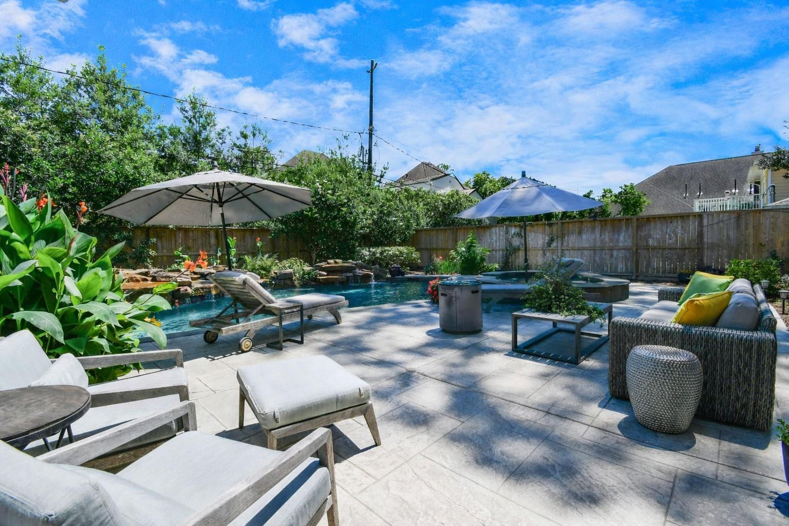 3739 Westerman Street