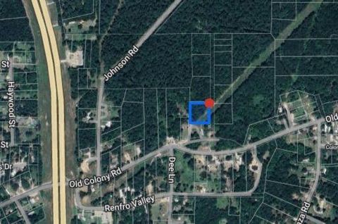 Photo of 0 Pvt Easement Tx, Huntsville, TX 77320 (MLS # 95847173)