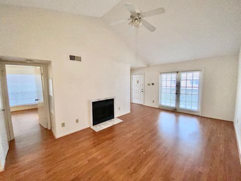 Photo of 2121 El Paseo Street #1604, Houston, TX 77054 (MLS # 9246357)