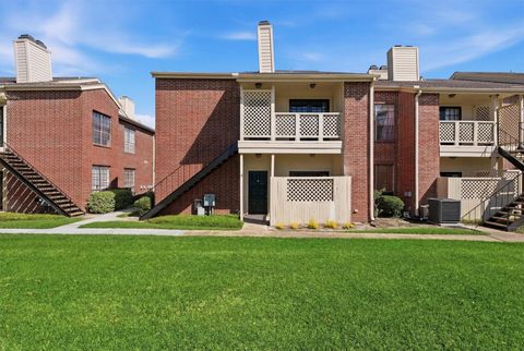 Photo of 8055 Cambridge Street #5, Houston, TX 77054 (MLS # 84669074)