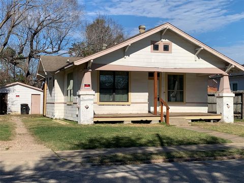 Tiny photo for 206 Cosmos Street, Houston, TX 77009 (MLS # 11631106)