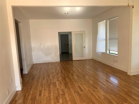 Tiny photo for 206 Cosmos Street, Houston, TX 77009 (MLS # 11631106)