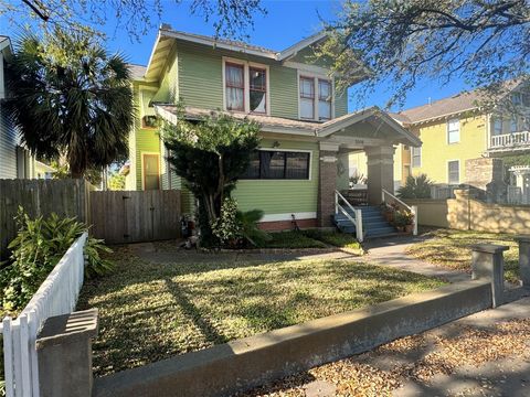 3210 Avenue Q Galveston TX 77550