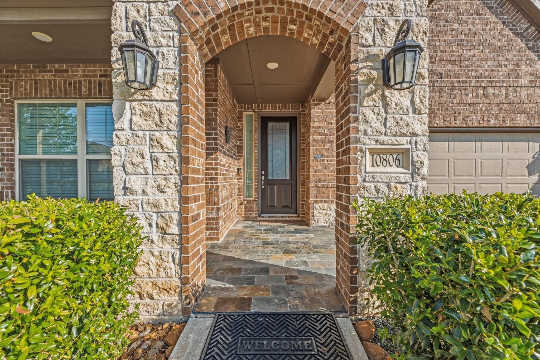 10806 Bouldin Creek