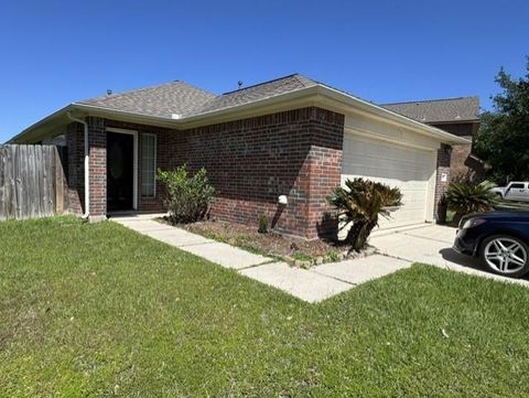 Photo of 12415 Garden Gale Lane, Houston, TX 77044 (MLS # 15732093)