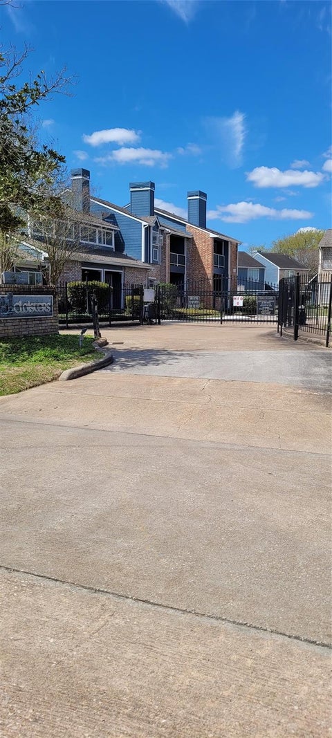 Condo For Sale - 2323 Fairwind Drive #866<br/> Harris County, Houston, TX 77062