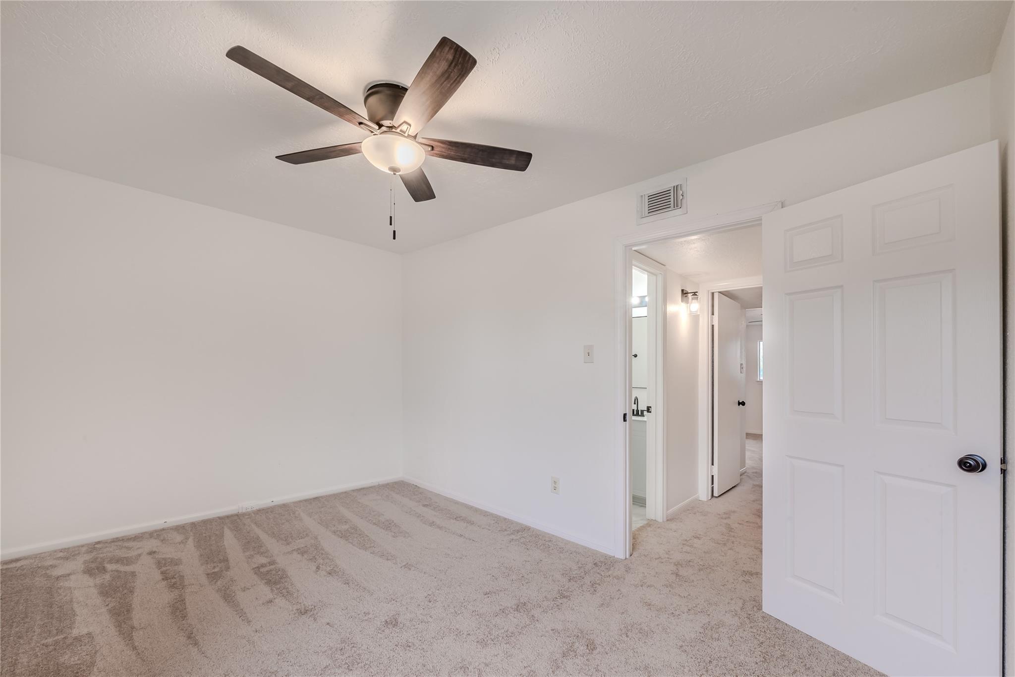 Humble, Texas 77338, United States, 2 Bedrooms Bedrooms, ,3 BathroomsBathrooms,Residential,Active,193385