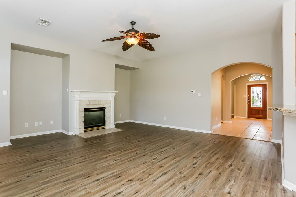 Photo of 13207 Castlecombe Drive, Houston, TX 77044 (MLS # 82610749)