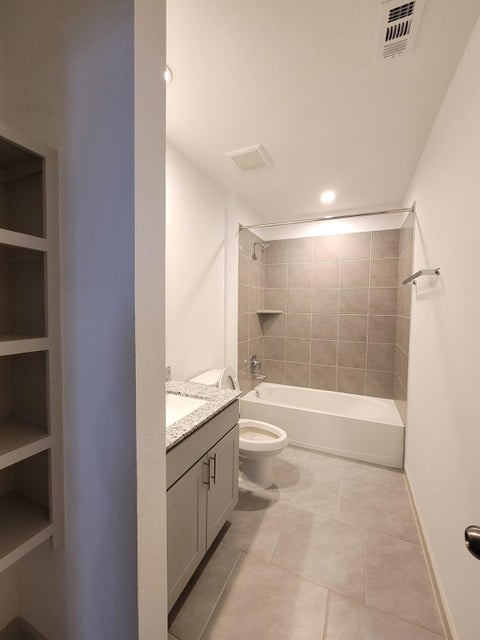 Tiny photo for 4915 Pine Haven Lane, Fresno, TX 77545 (MLS # 78898226)