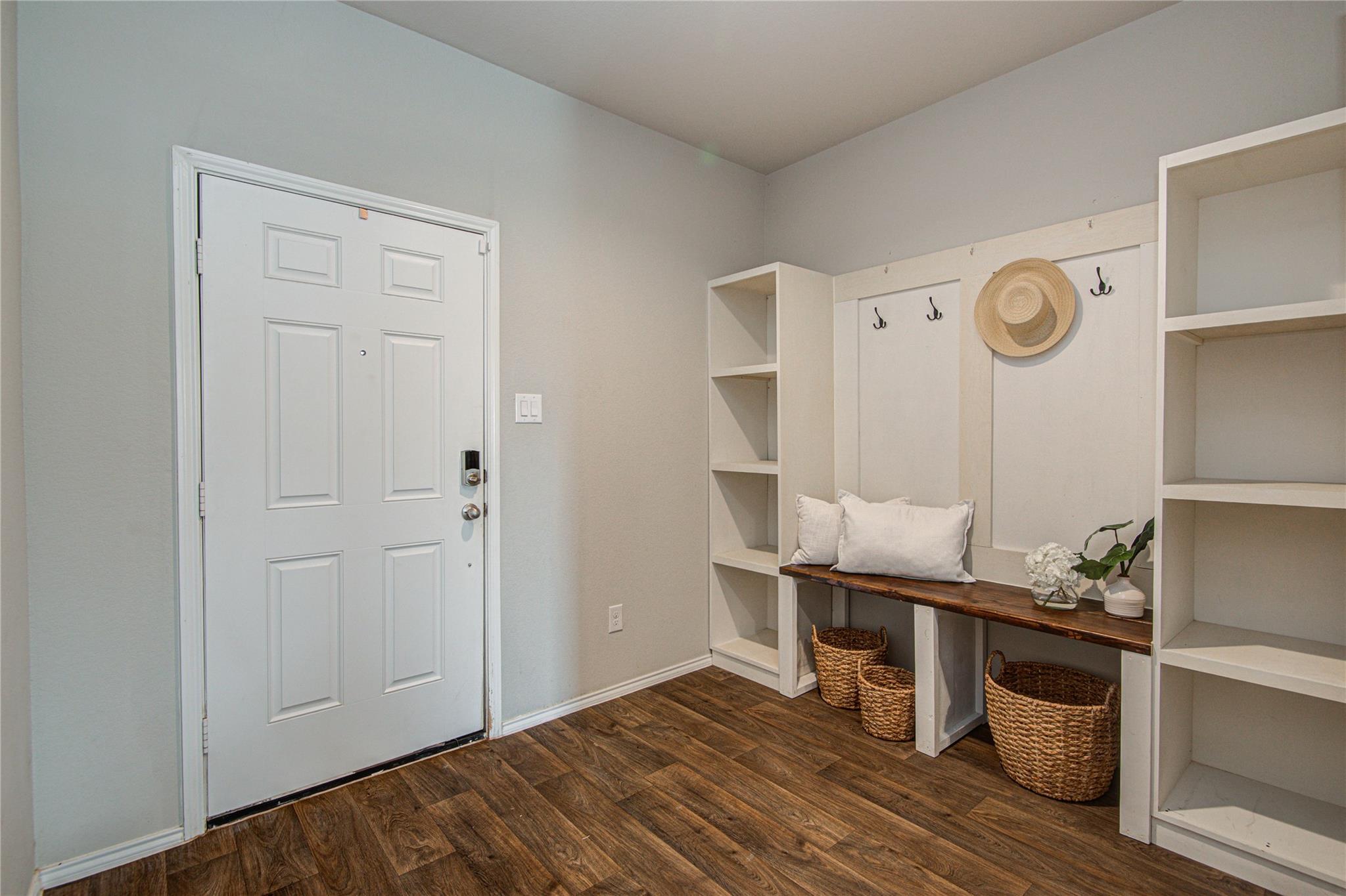 4711 Lombardy Fire Trail