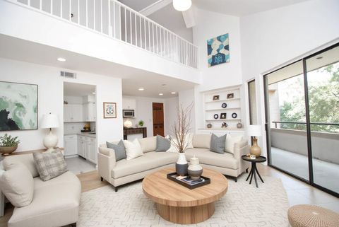 Photo of 5210 Weslayan Street #207, Houston, TX 77005 (MLS # 96371506)