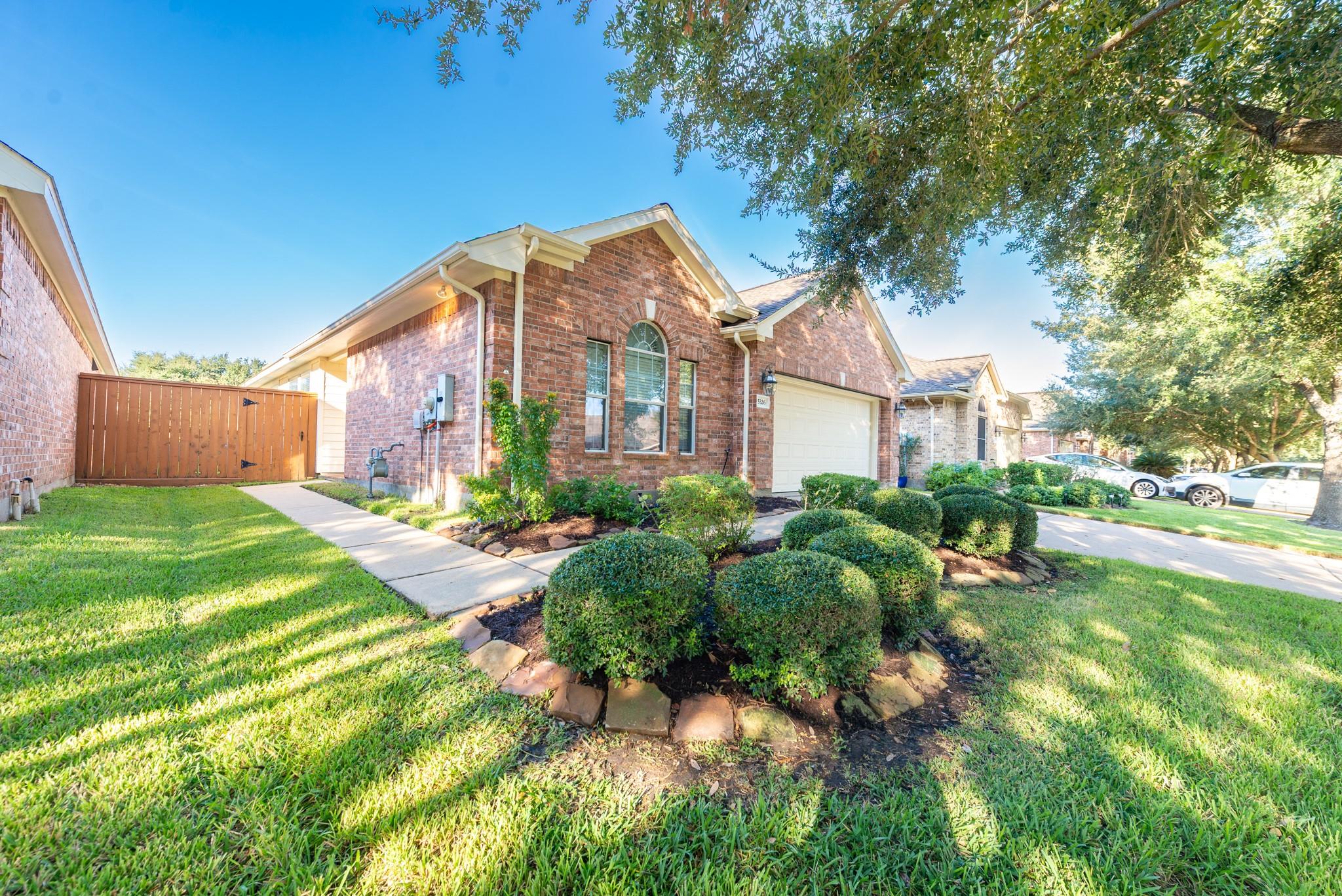 5326 Baron Trace Lane
