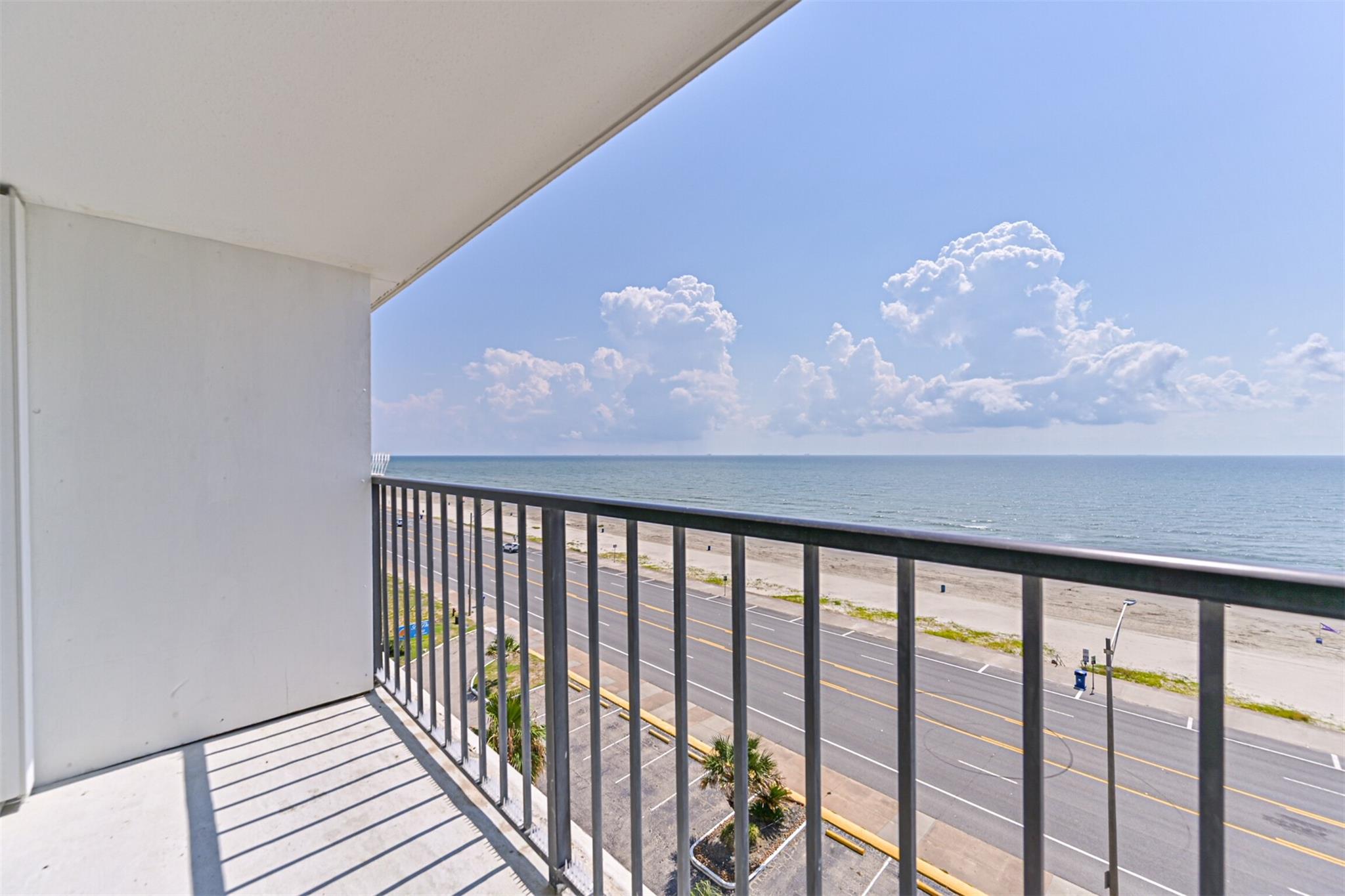 7310 Seawall Boulevard 705