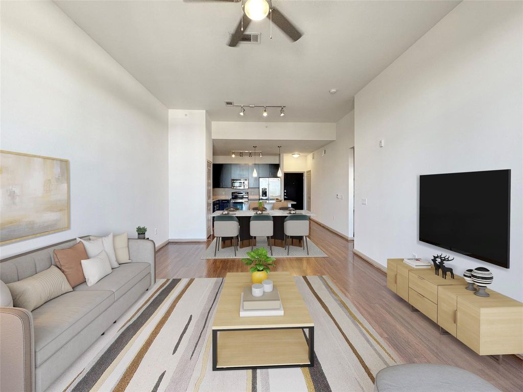Photo of 2700 Brazos Street #4407, Houston, TX 77006 (MLS # 19023678)