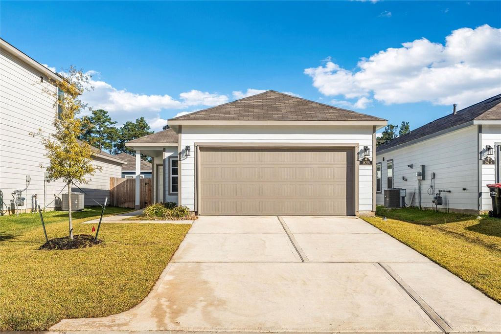 Photo of 16215 Globetrotter Court, Porter, TX 77365 (MLS # 60486681)