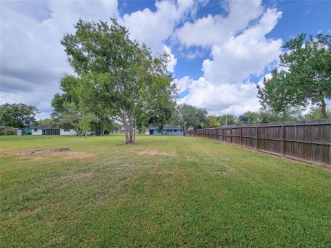 Tiny photo for 2605 W Dumble Street, Alvin, TX 77511 (MLS # 73230088)