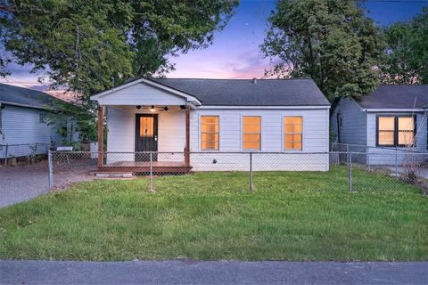 Homes For Sale - 6603 Conley Street<br/> Houston, TX 77021