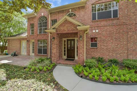 Homes For Sale - 4903 Williams Court Lane<br/> Houston, TX 77081