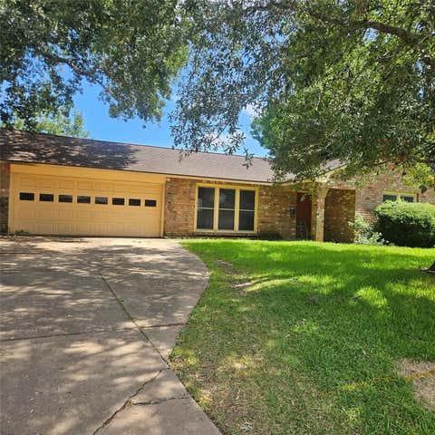 Photo of 219 Carnation Street, Lake Jackson, TX 77566 (MLS # 84271385)