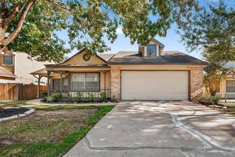 Photo of 11415 Chariot Drive, Stafford, TX 77477 (MLS # 12772461)