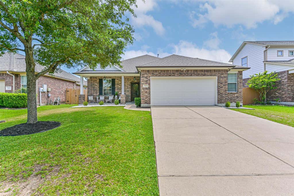Photo of 2869 Milano Lane, League City, TX 77573 (MLS # 16599270)