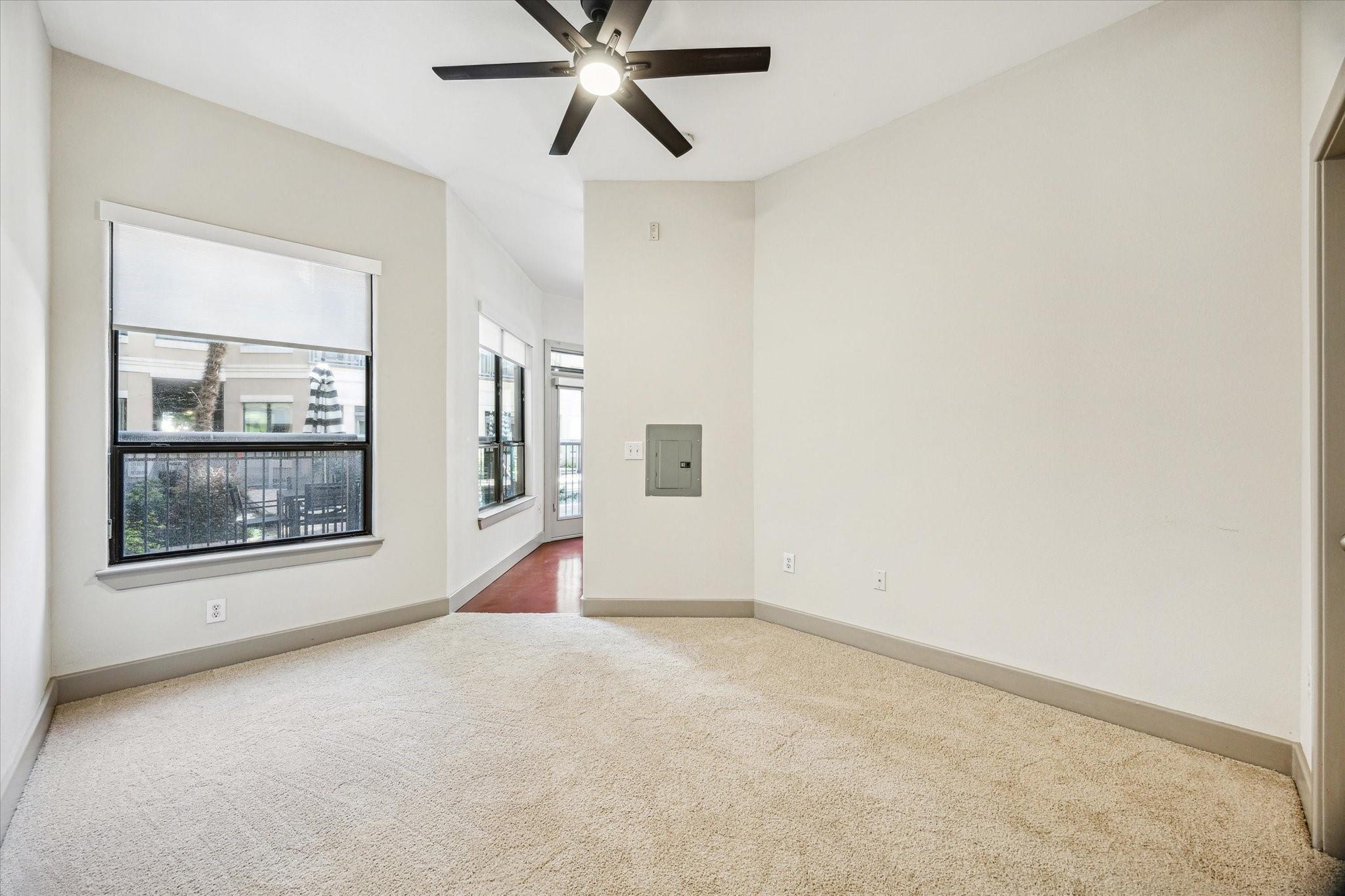 1901 Post Oak Boulevard 1211