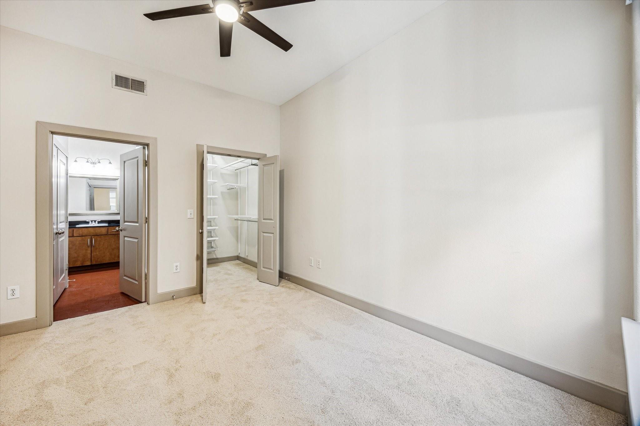1901 Post Oak Boulevard 1211