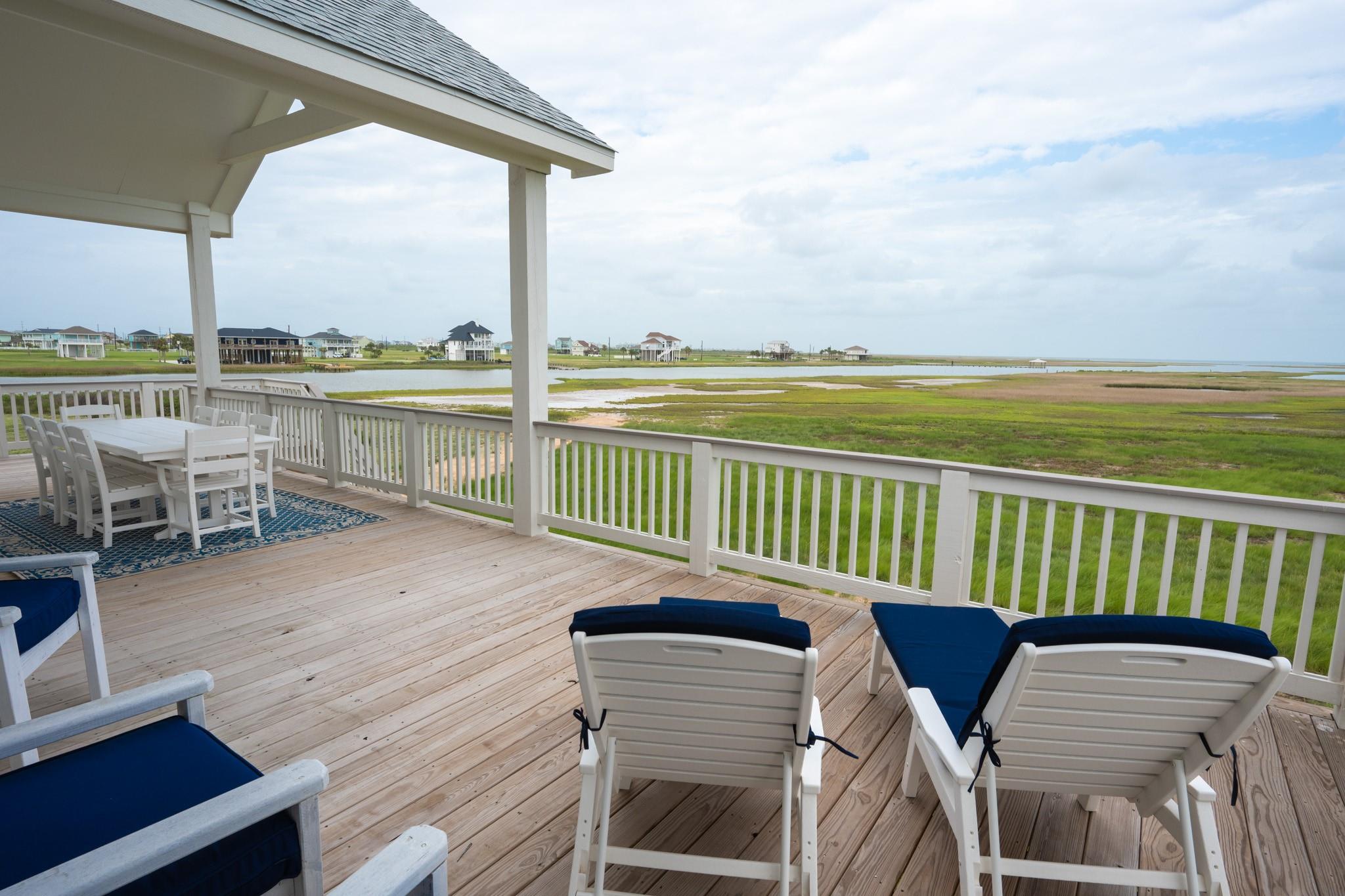 18414 Indian Beach Ct
