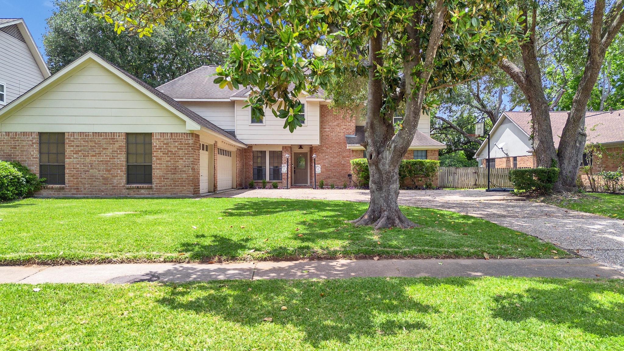 3606 E Creek Club Drive