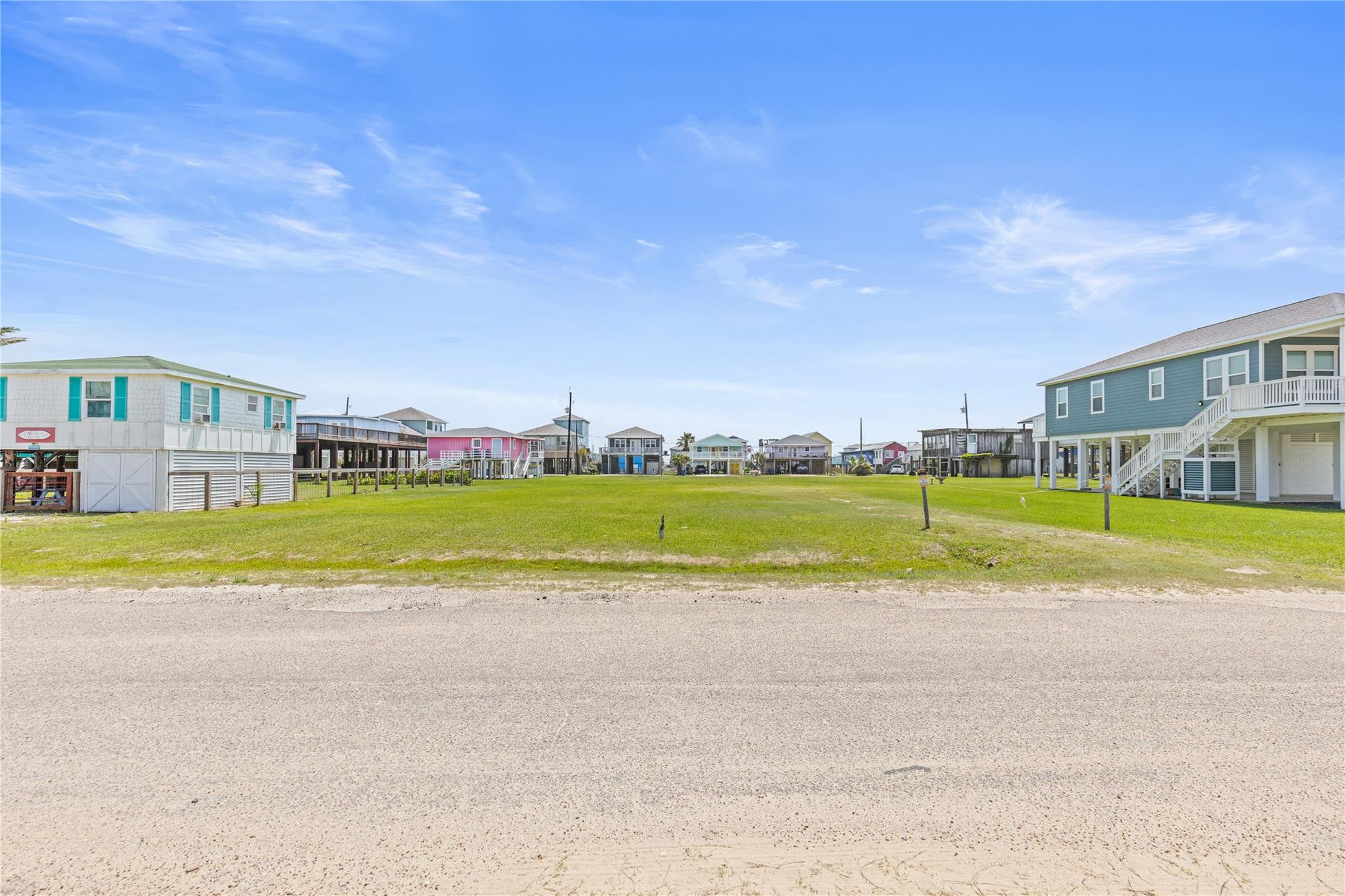231 Coral Court