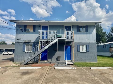 Photo of 1005 Spooner Street #9, Pasadena, TX 77506 (MLS # 10448987) Photo of 1005 Spooner Street #9, Pasadena, TX 77506 (MLS # 10448987)