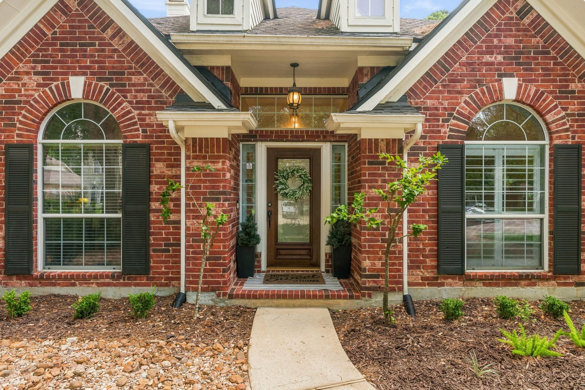 14 Taupewood Place