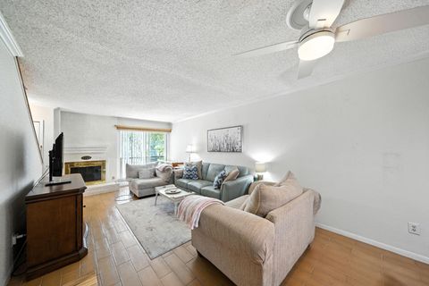 Photo of 3919 Fairmont Parkway #115, Pasadena, TX 77504 (MLS # 74671260)