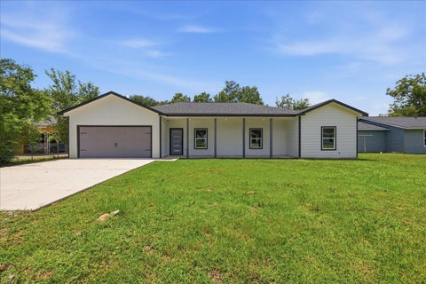 Photo of 3331 Aster Street, Orange, TX 77632 (MLS # 46232390)