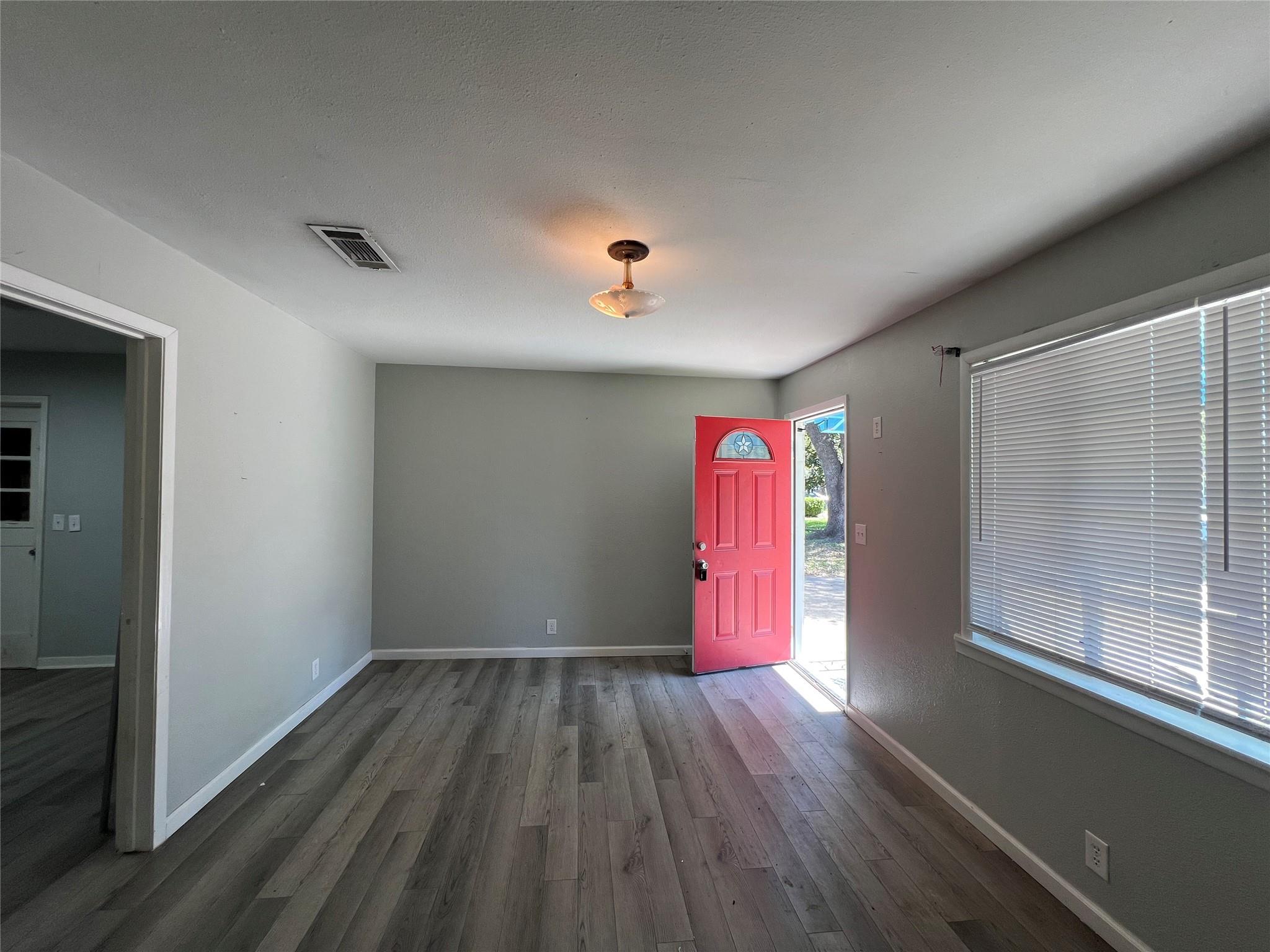 1606 Klauke Street
