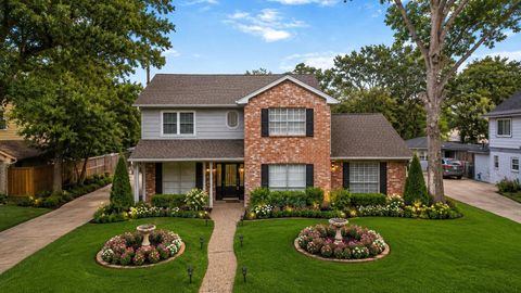 Photo of 5718 Pine Arbor Drive, Houston, TX 77066 (MLS # 86853438)