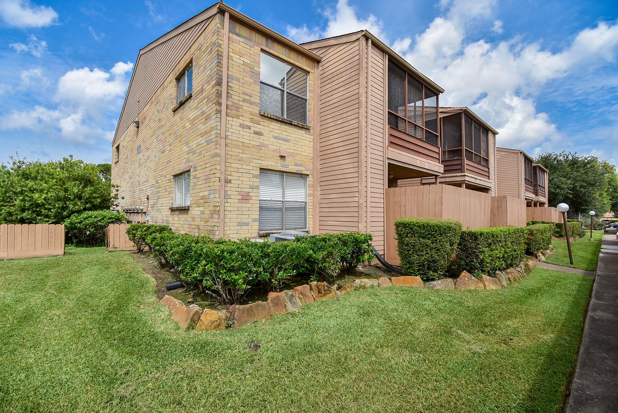 10555 Turtlewood Court 1716