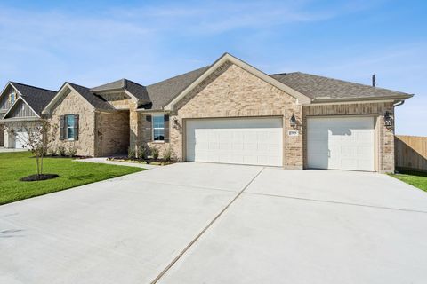 Photo of 12826 Old Fashion Circle, Mont Belvieu, TX 77535 (MLS # 63144113)