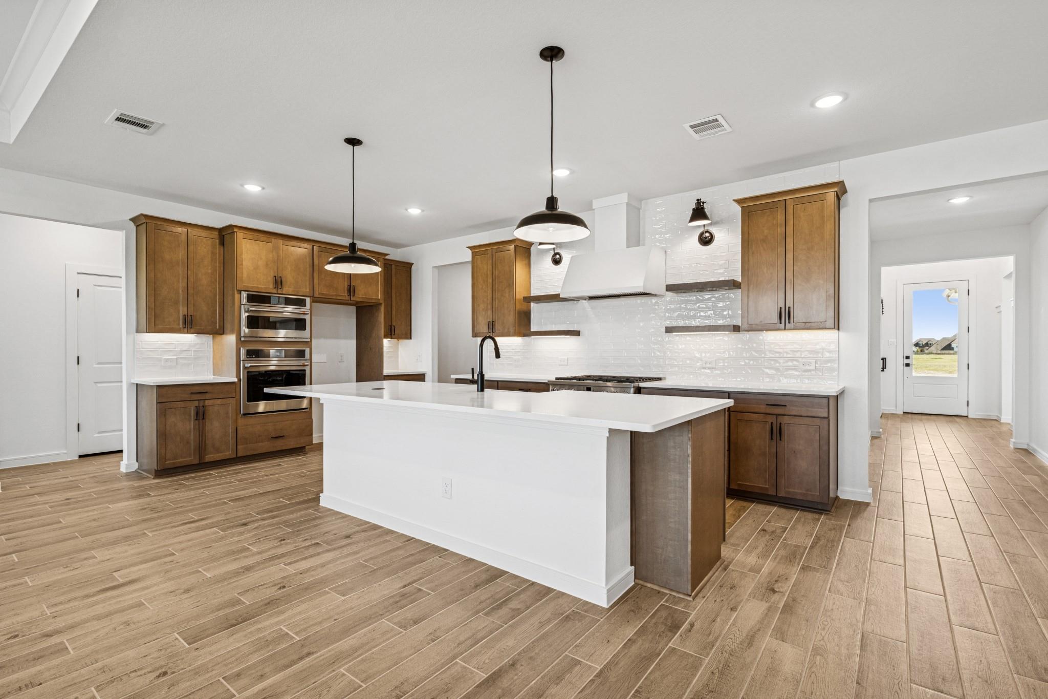 12826 Old Fashion Circle