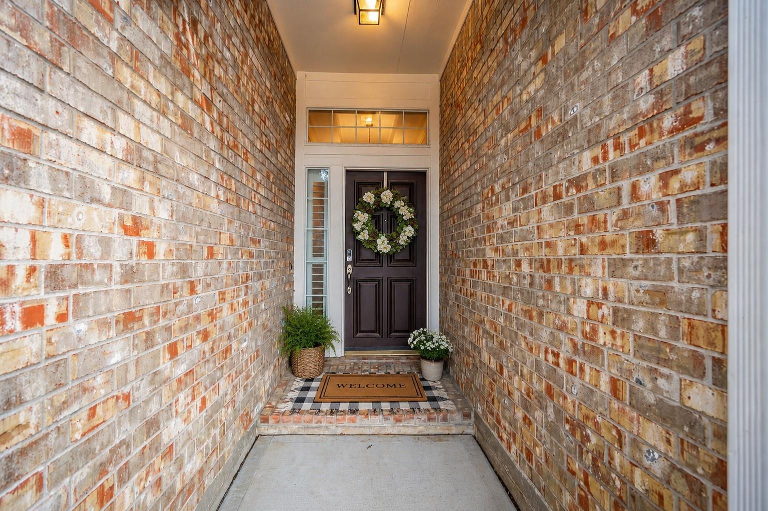 5210 Cottonwood Creek Lane