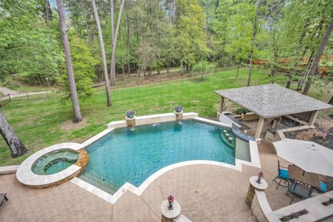 1904 Cliff Manor Drive Conroe TX 77304