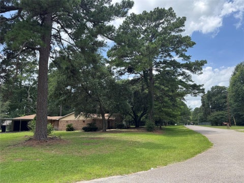 Photo of 30819 Meadow Wood Drive, Magnolia, TX 77354 (MLS # 70968447)