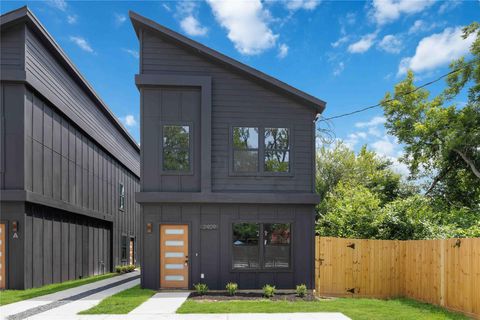 Photo of 2409 Dolly Wright Street #B, Houston, TX 77088 (MLS # 16940568)