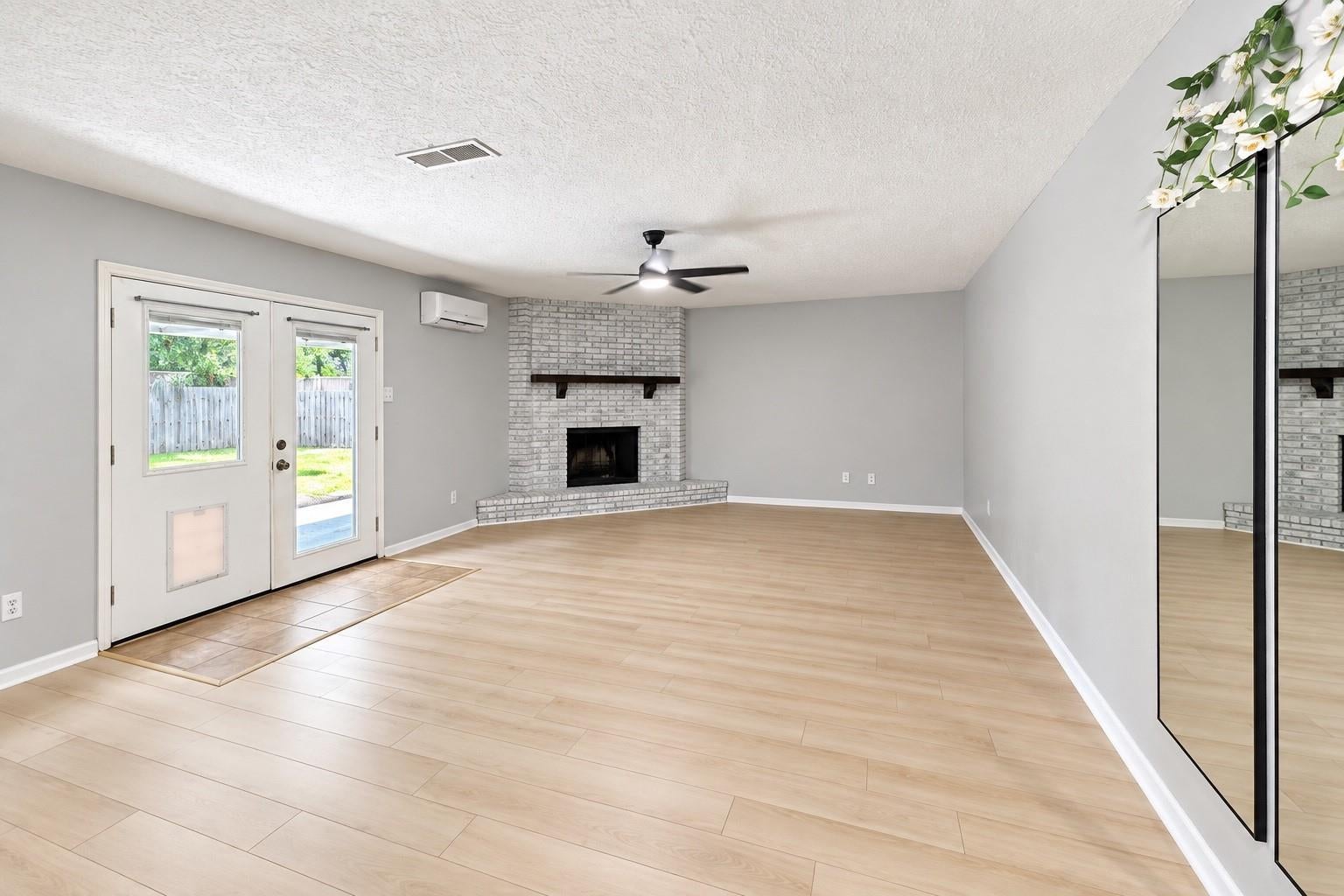 4234 Fleet Ln Lane
